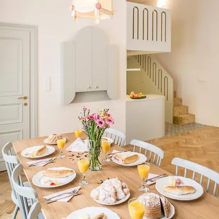 Apartman Downtown Designer Karlin