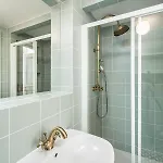 Apartamento Downtown Designer Karlin Praga
