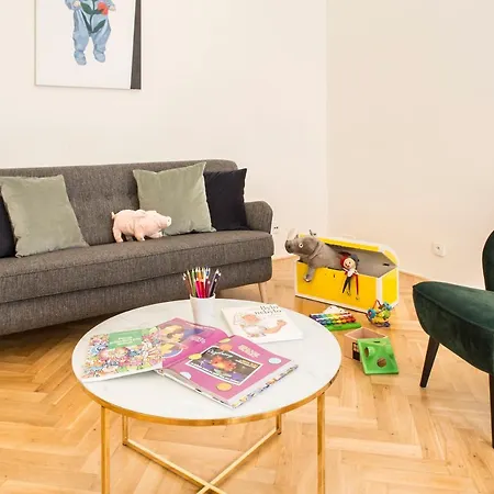 Downtown Designer Karlin * Prague